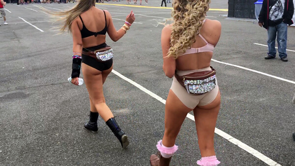 Rave candid fishnet booty