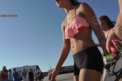 177a Fat Butt Booty Ass thot hoe leggings candid creep voyeur hidden camera see through short skirt bootyshorts feet cameltoe thong slip thong cheeks creepshot
