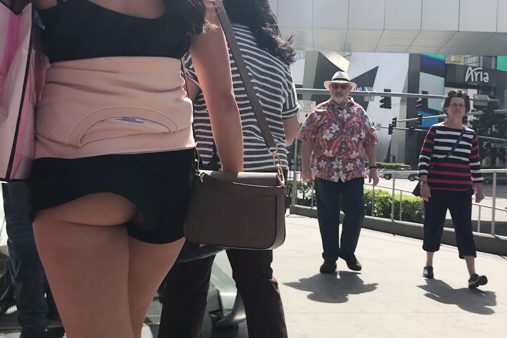 762 prev-romper-wind-ass-cheeks-butt-oops-candid-voyeur-public-video-girls