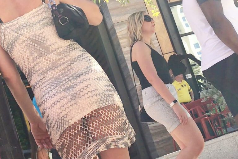 851-prev-micro skirt-short skirt-too short skirt-in public-ass showing to everyone-caught on camera-voyeur-candid short dress